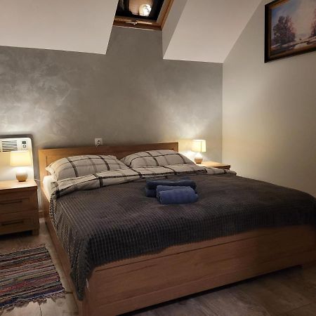 Apartament Komarno II イェレニャ・グーラ エクステリア 写真