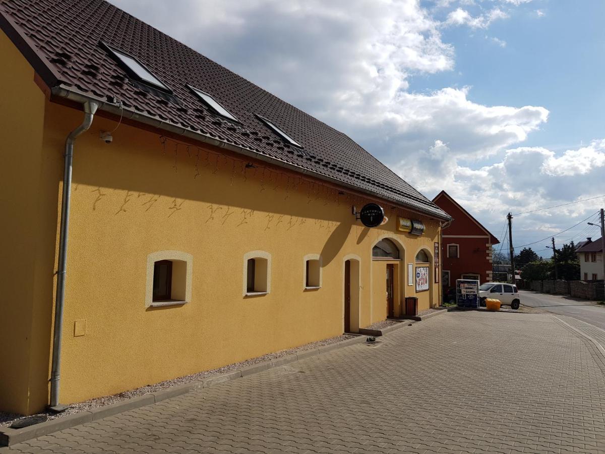 Apartament Komarno II イェレニャ・グーラ エクステリア 写真